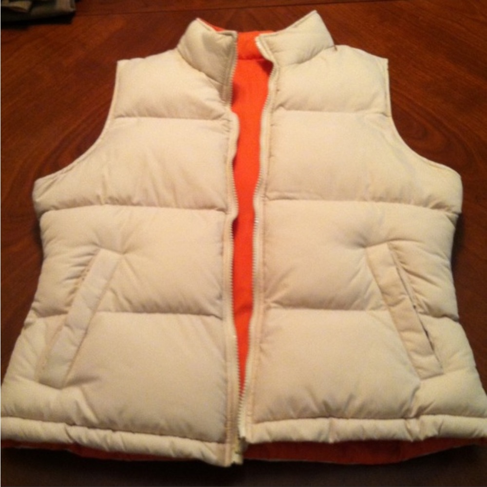 GAP Reversible Puffer Vest. NWOT